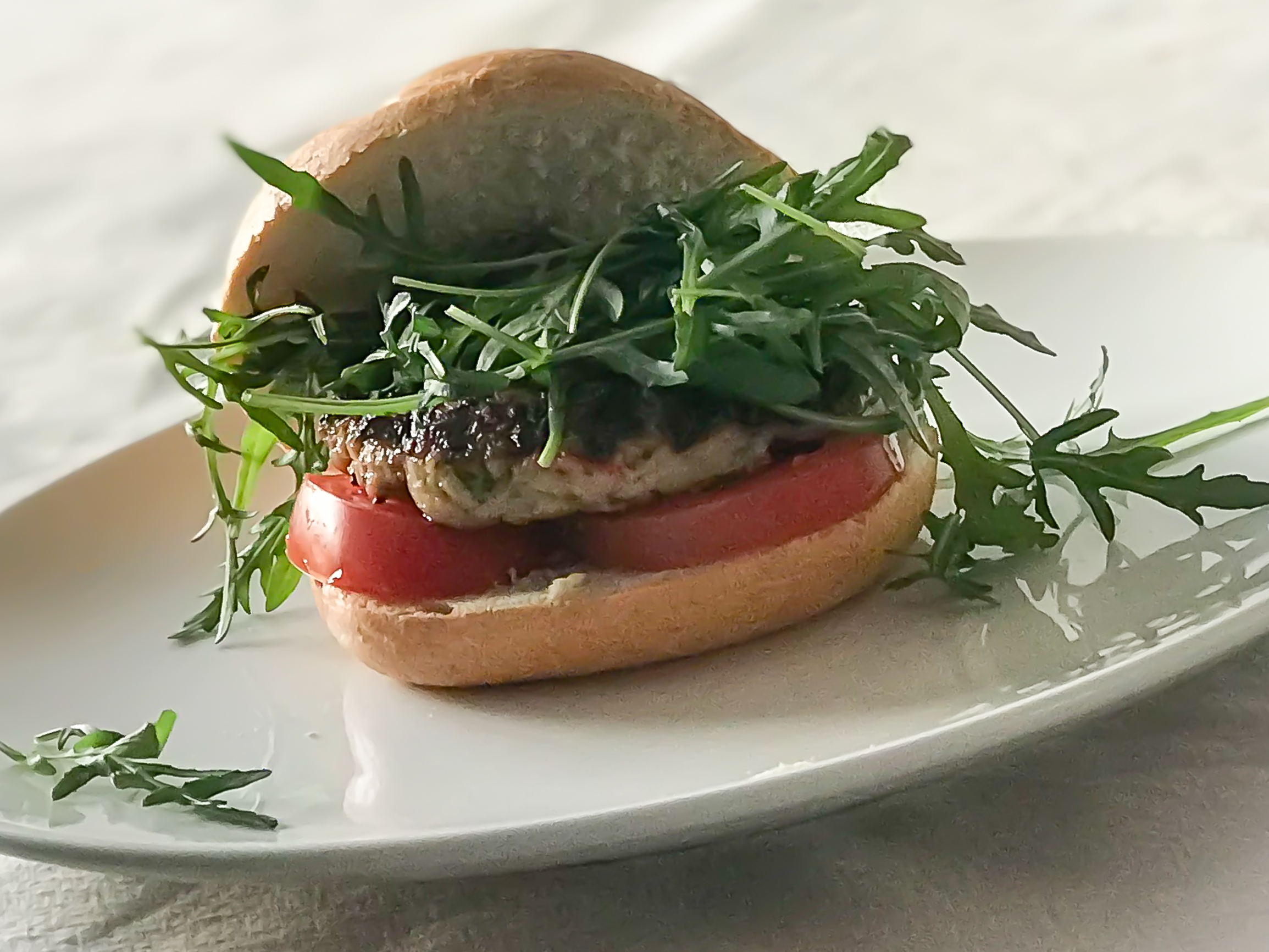 Kipburgers met chilipeper